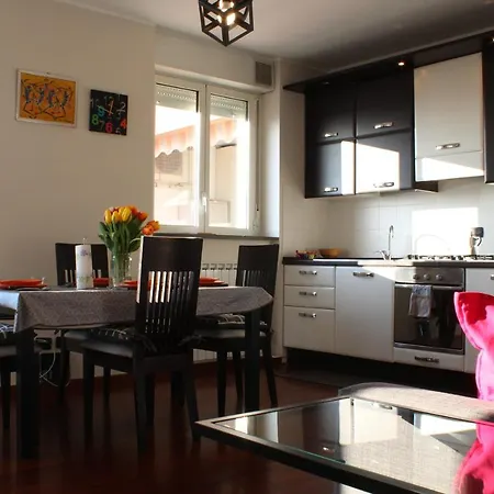Апартаменты City View Living *